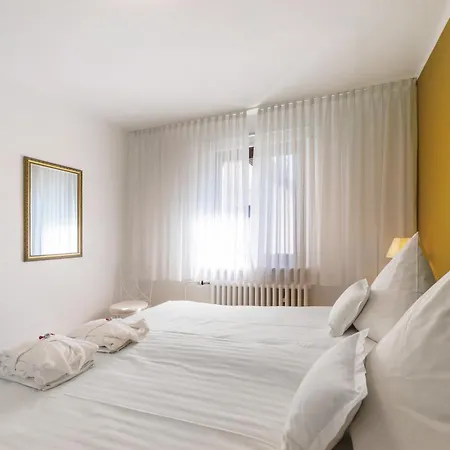 Apartment Hildegard Von Nell