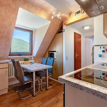 Hildegard Von Nell * Trèves