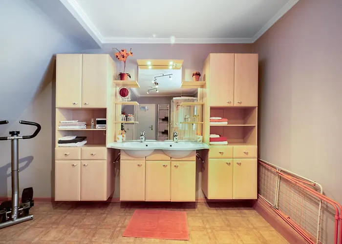 Hildegard Von Nell Appartement