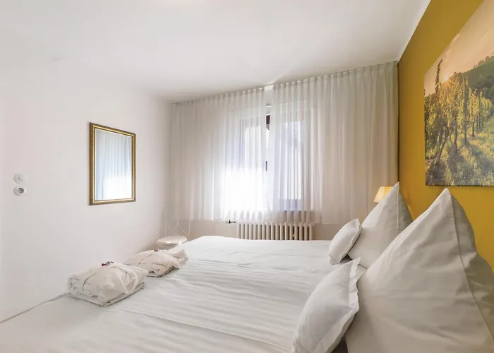 Hildegard Von Nell Trèves